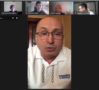 Декан фізико-математичного факультету М.І.Громяк